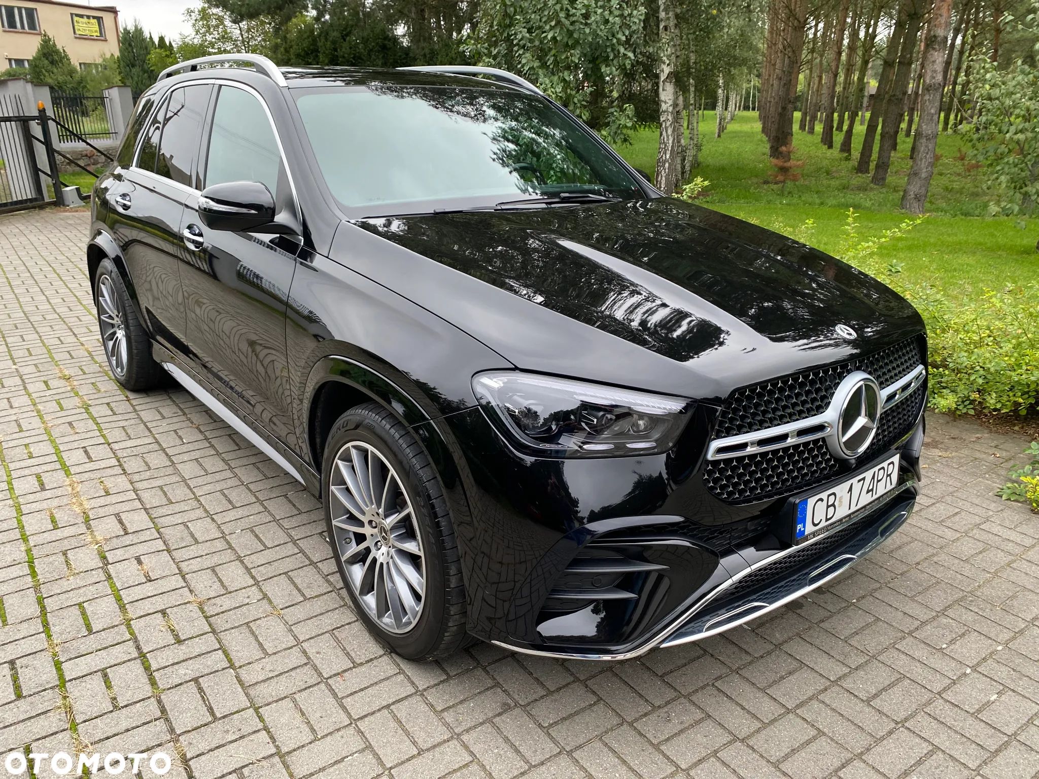 Mercedes-Benz GLE - 1