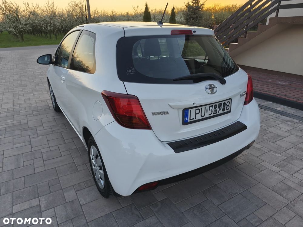 Toyota Yaris 1.0 Active EU6 - 5