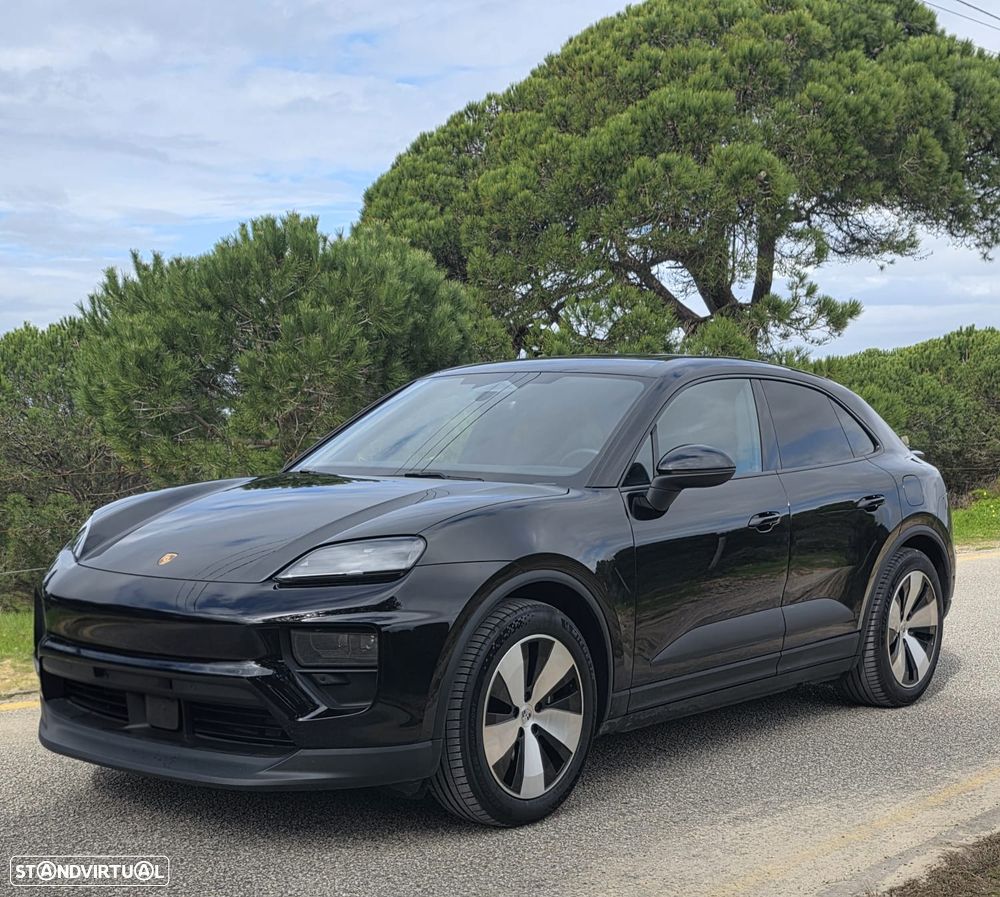 Porsche Macan Electric 4 - 2