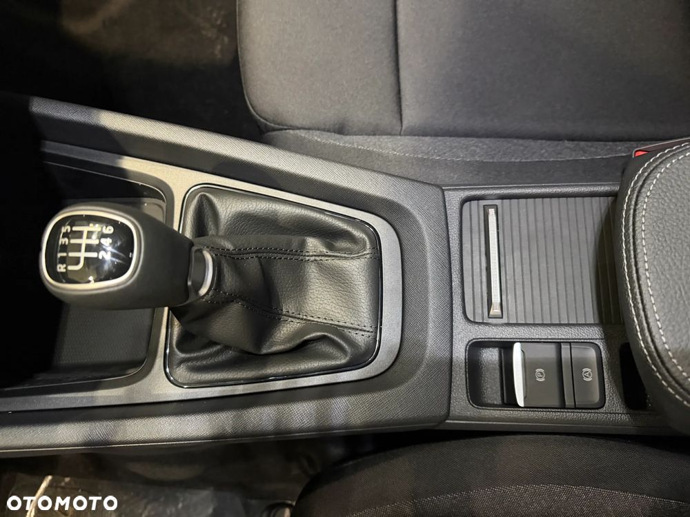 Skoda Octavia 1.5 TSI Edition 130 Essence - 10