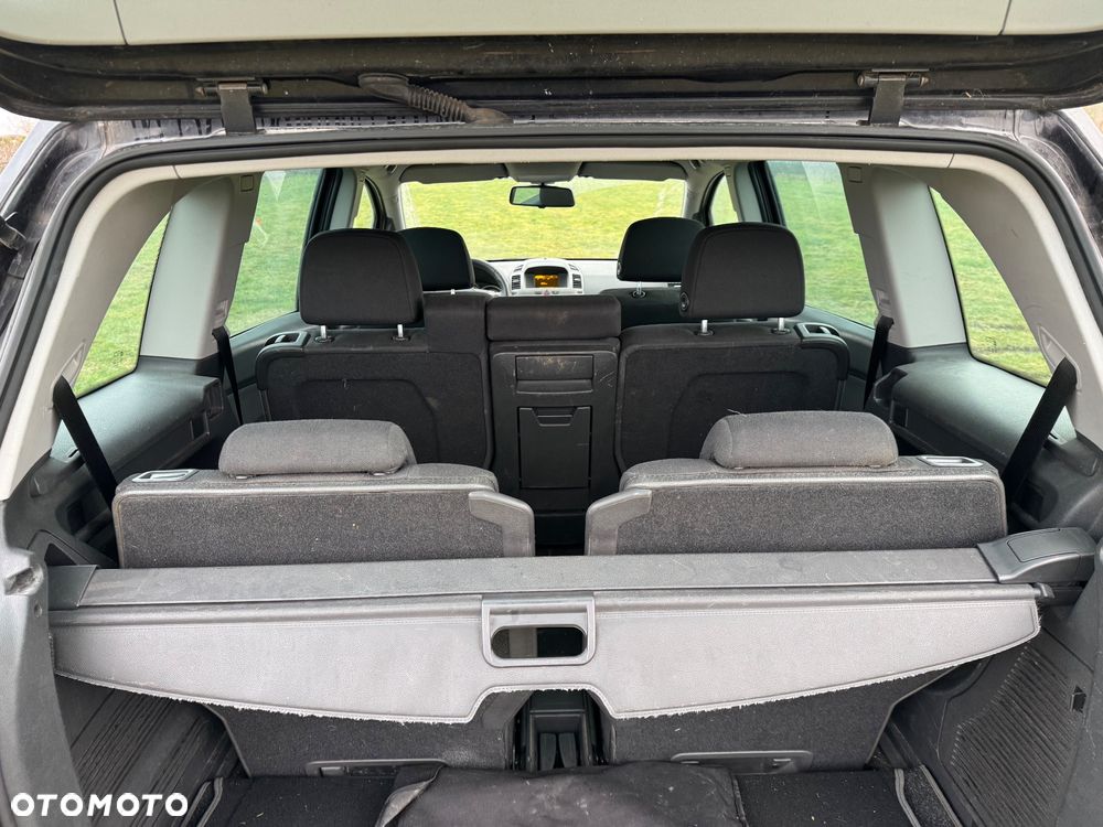 Opel Zafira - 12
