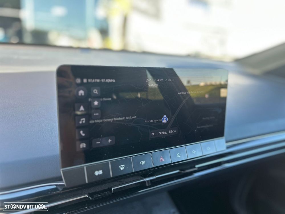 MG MG4 64 kWh Luxury - 34