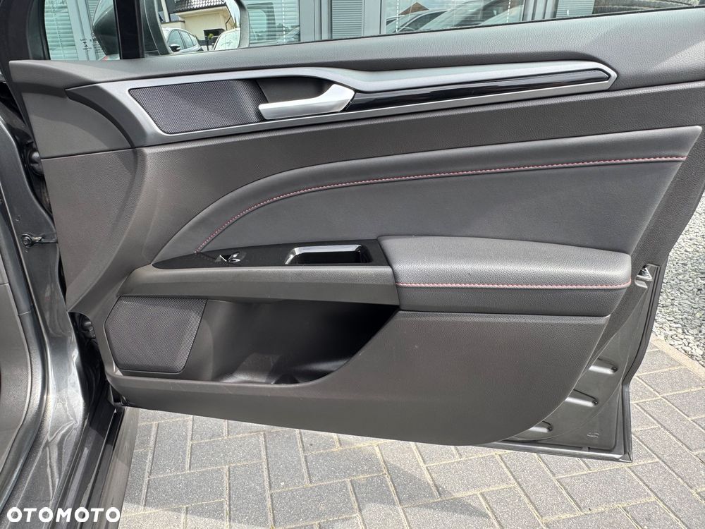 Ford Mondeo 2.0 TDCi ST-Line X - 29