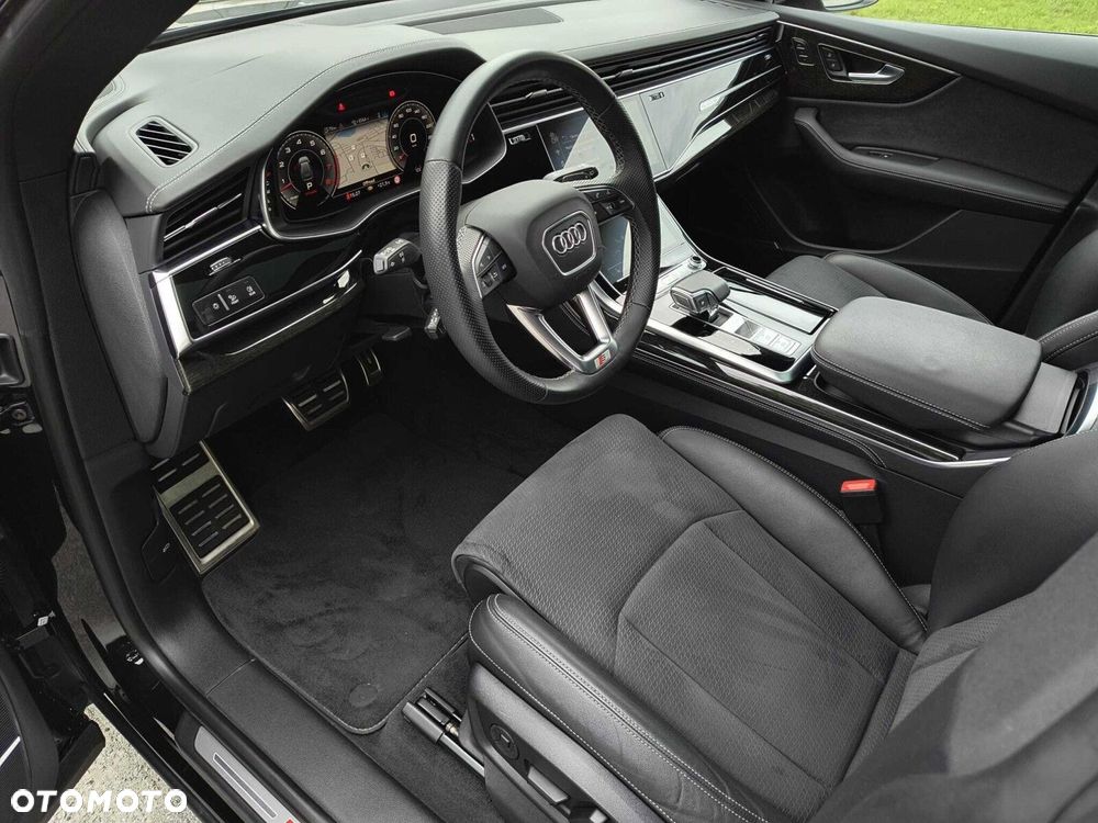 Audi Q8 55 TFSI mHEV Quattro Tiptronic - 11