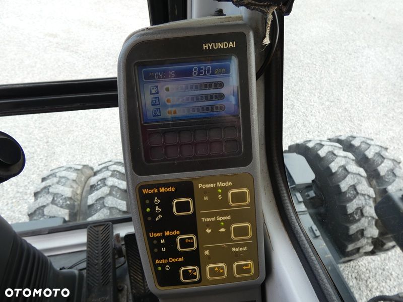 Hyundai 140W-7A / Stan BDB / Ładnie utrzymana / - 16
