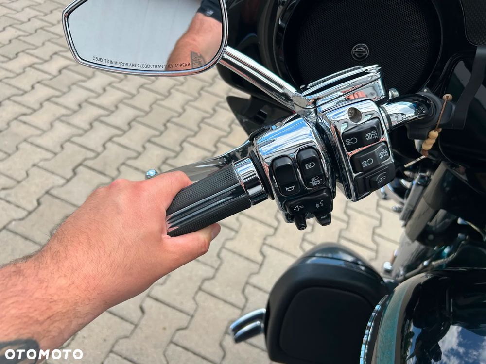 Harley-Davidson FLHTCU Ultra - 38