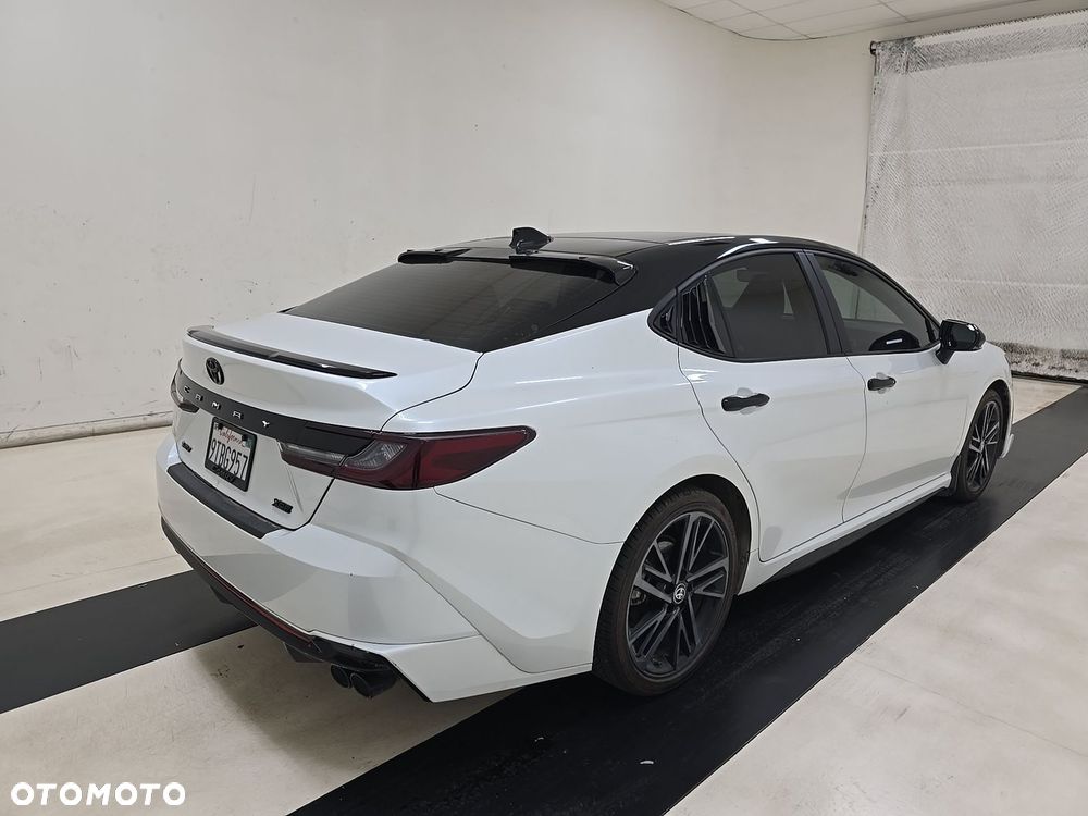 Toyota Camry 2.5 Hybrid Prestige CVT - 5