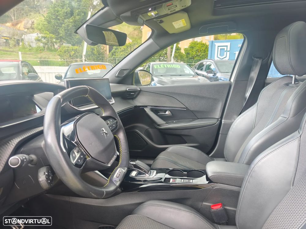 Peugeot e-2008 GT - 6