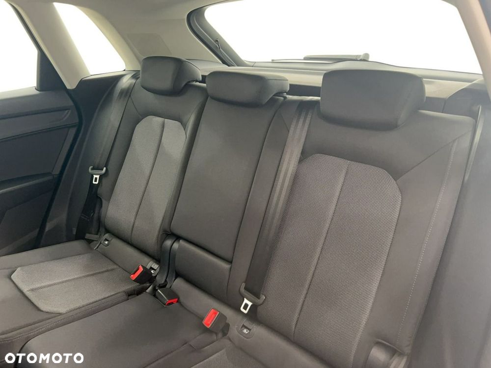 Audi Q3 35 TFSI mHEV S tronic - 12