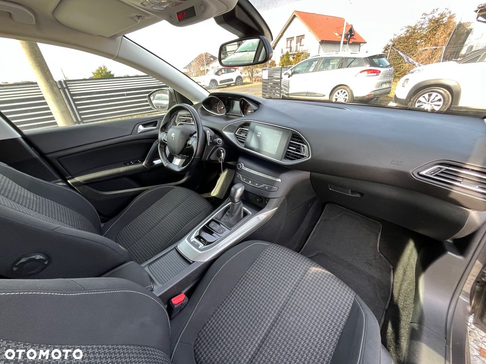 Peugeot 308 1.5 BlueHDi Active Pack S&S EAT8 - 14