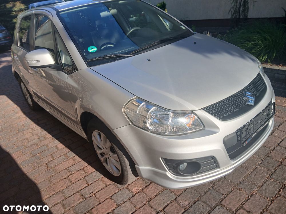 Suzuki SX4 - 10