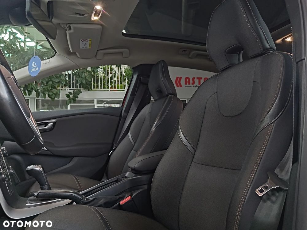 Volvo V40 D3 Drive-E Inscription - 15