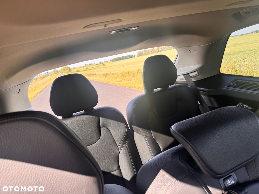Volvo XC 90 - 23