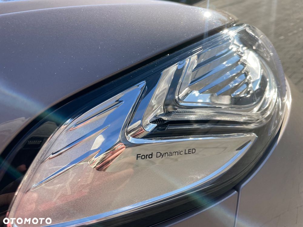 Ford Mondeo 2.0 EcoBoost Start-Stopp Autom Vignale - 8