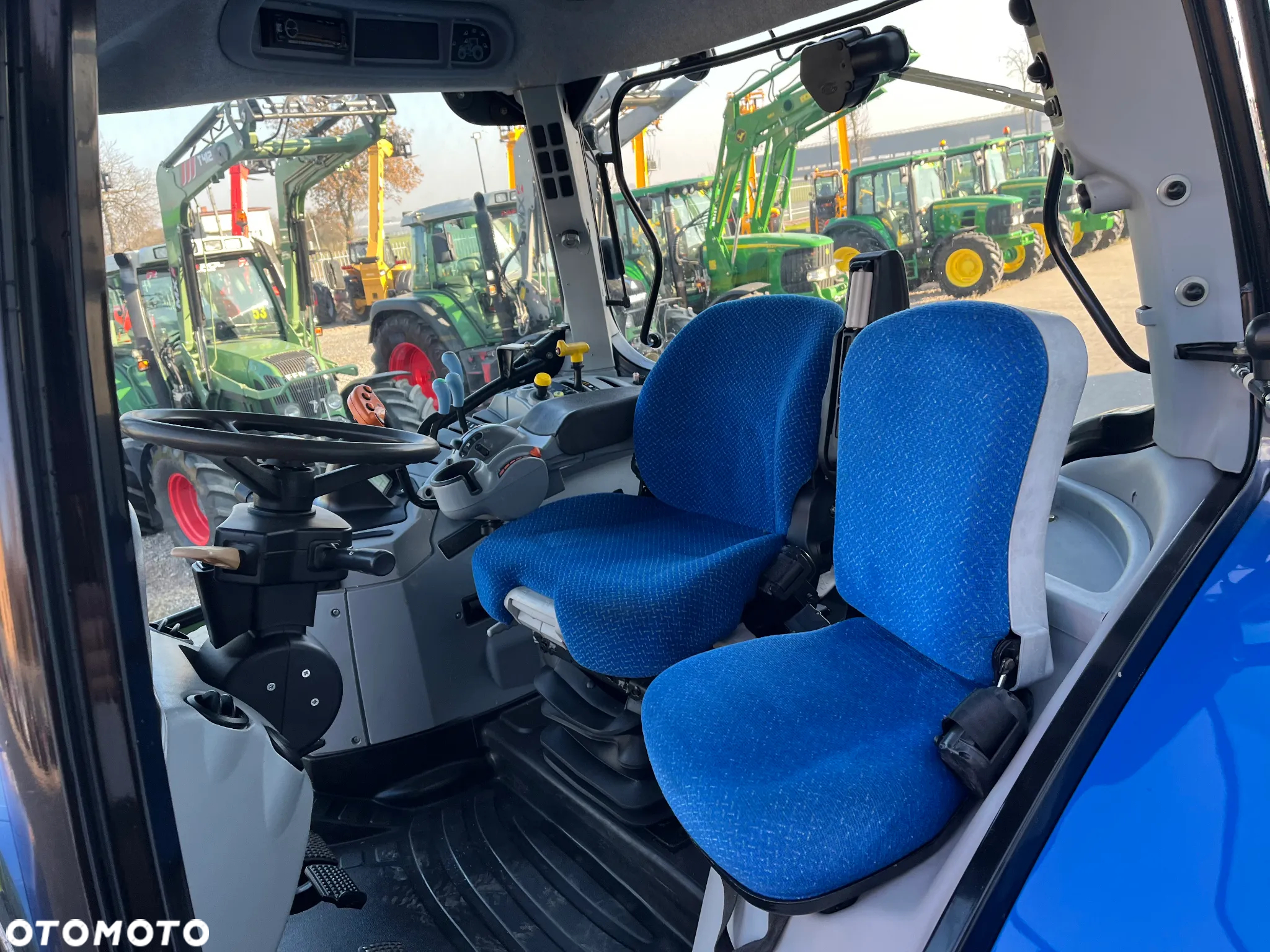 New Holland T 6080 - 13