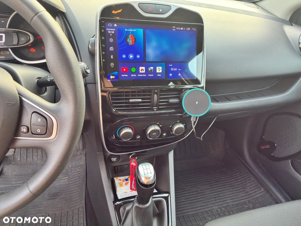 Renault Clio - 14