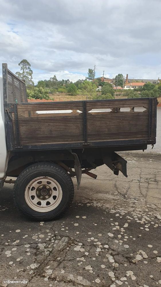 Toyota Hilux 2.4 D LN105LP C. Dupla - 18