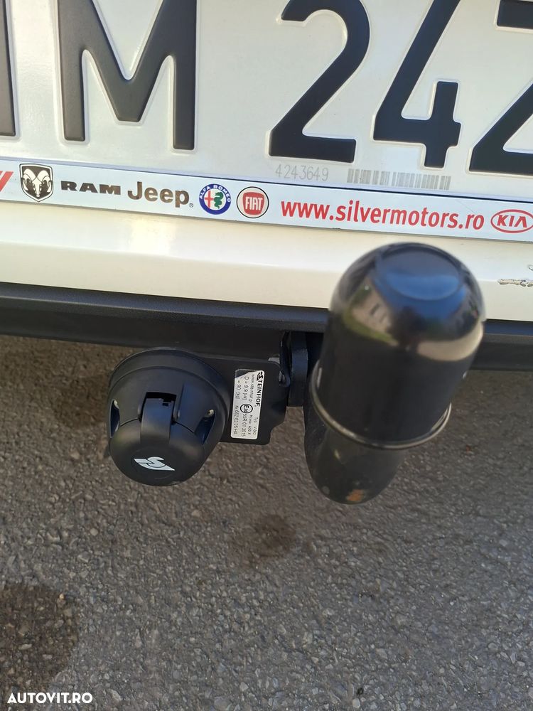 Volkswagen Golf 1.6 TDI BMT Comfortline - 5