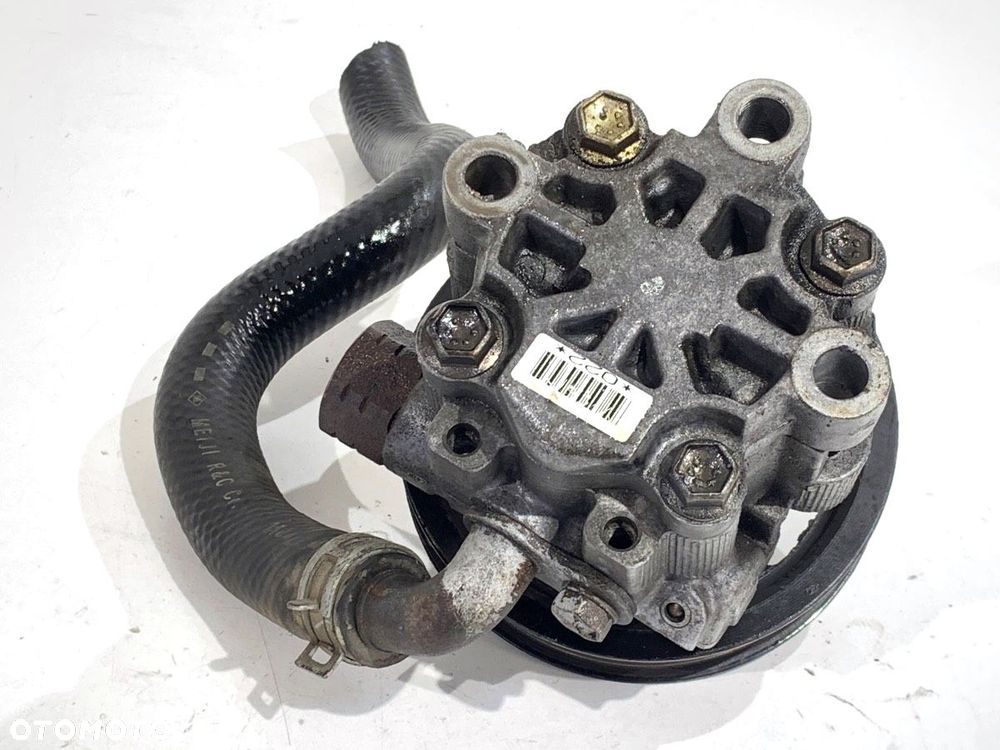 POMPA WSPOMAGANIA  TOYOTA COROLLA Verso (_E12_) 2001 - 2007 2.0 D-4D (CDE120_) 66 kW [90 KM] olej - 3