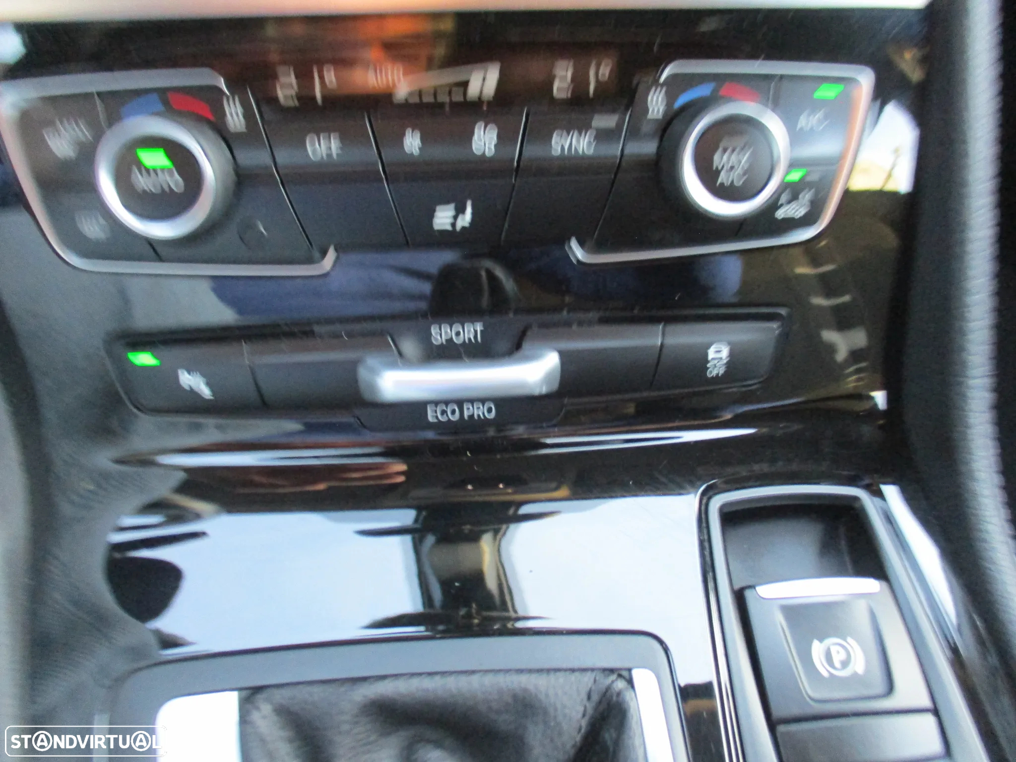 BMW 218 Active Tourer d Line Luxury Auto - 21