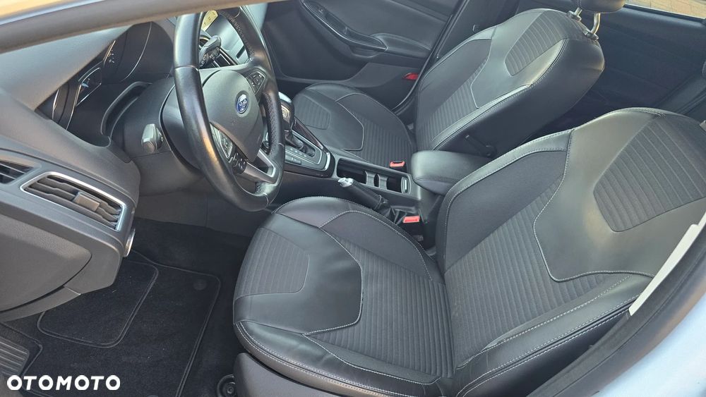 Ford Focus 1.5 EcoBlue Start-Stopp-System TITANIUM X - 27