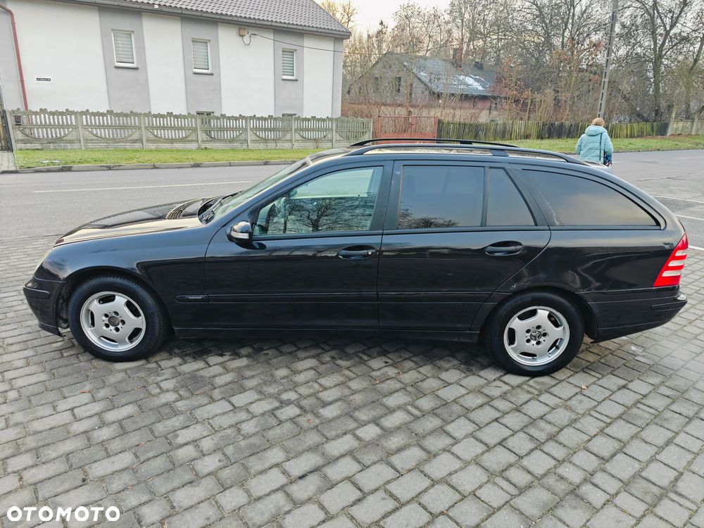 Mercedes-Benz Klasa C 180 Kompressor Elegance - 9