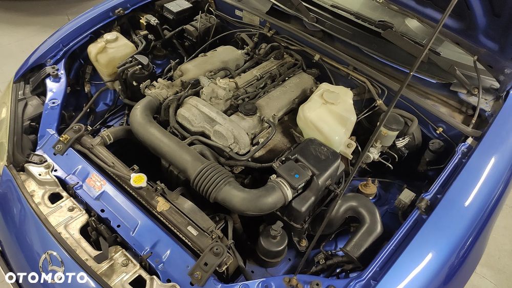 Mazda MX-5 1.9i 16V - 33