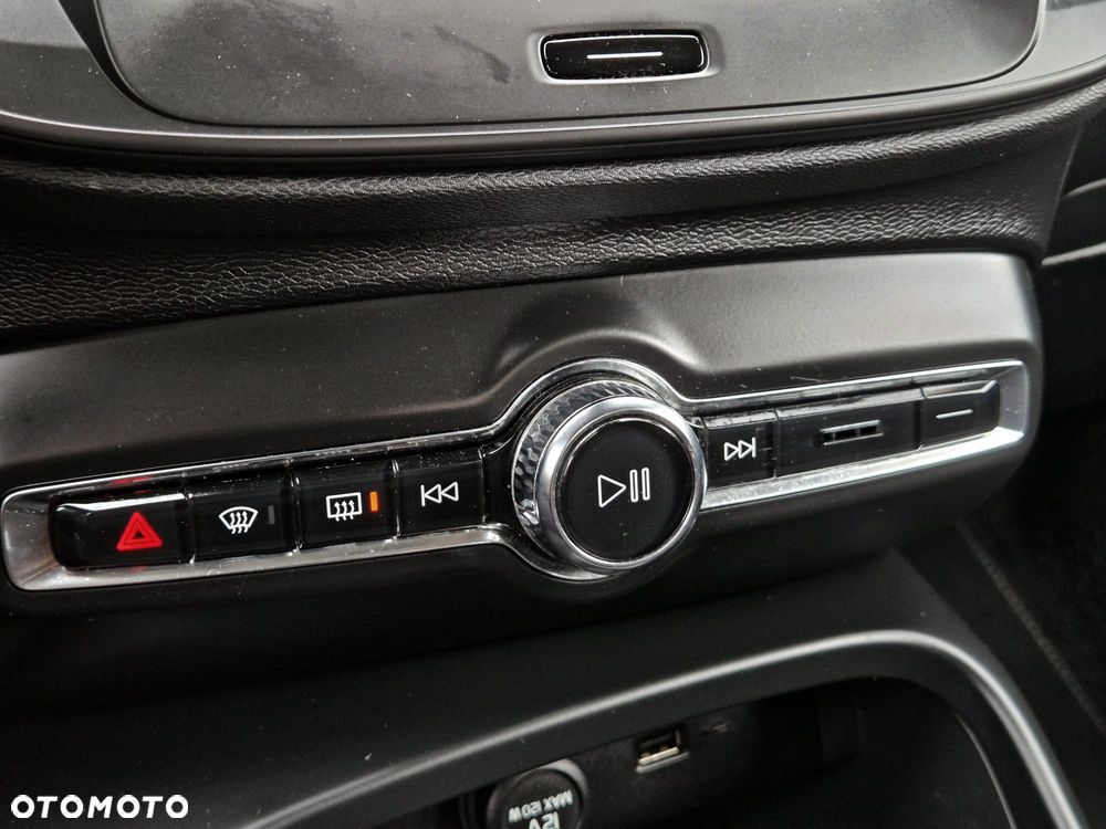 Volvo XC 40 D3 Momentum - 28