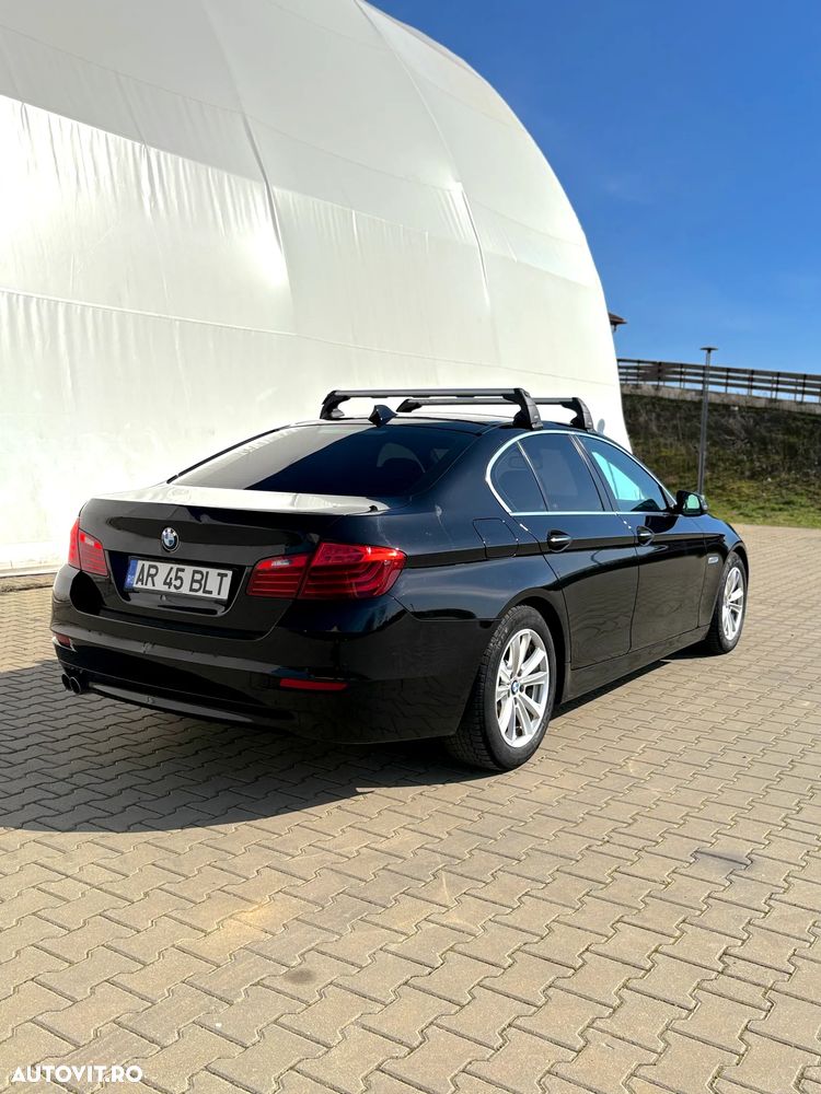 BMW Seria 5 525d Aut. Luxury Line - 14