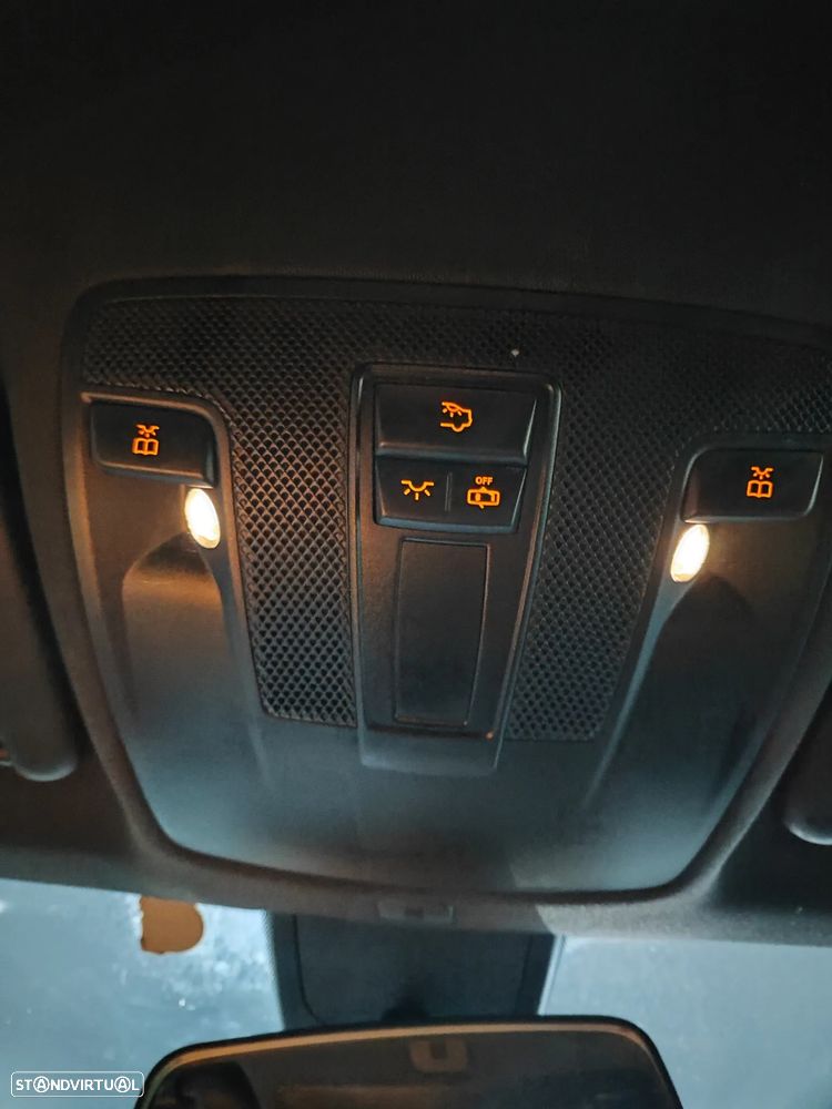 Mercedes-Benz A 180 CDI BE AMG Line - 29