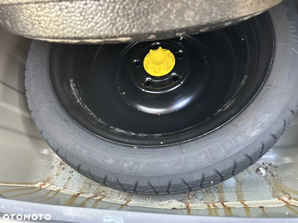 Toyota Avensis 1.8 Premium - 29