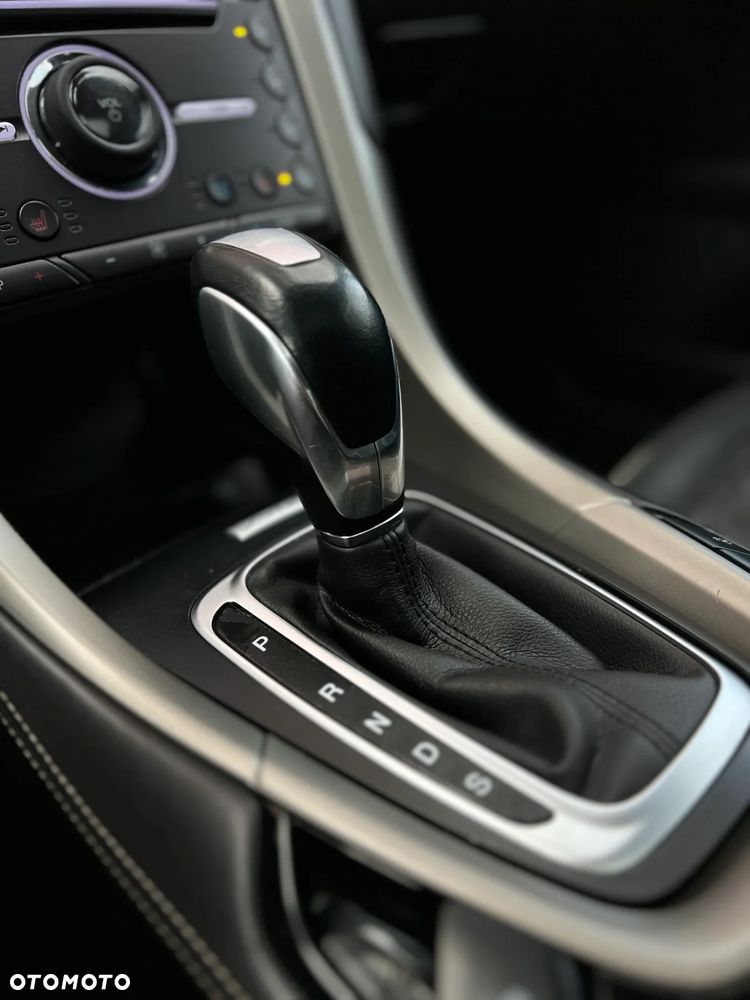 Ford Mondeo Vignale 2.0 EcoBoost - 22