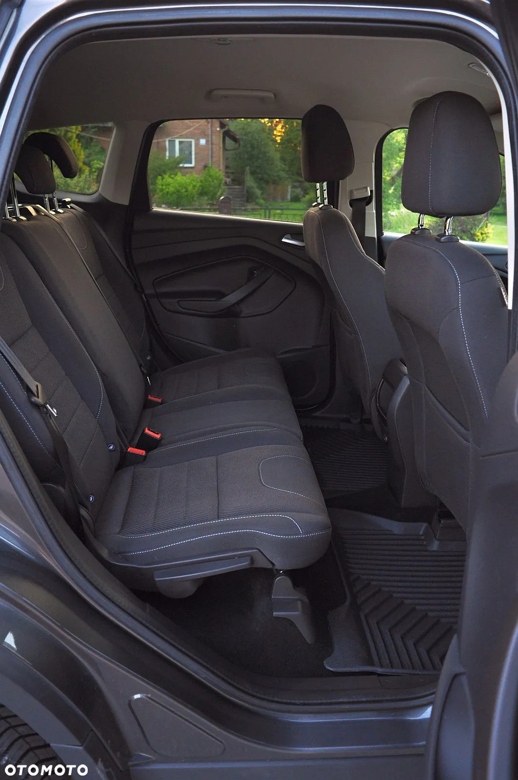 Ford Kuga 2.0 TDCi 4x4 Business Edition - 22