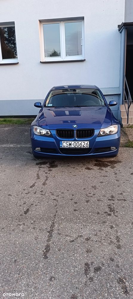 BMW Seria 3 318i - 1