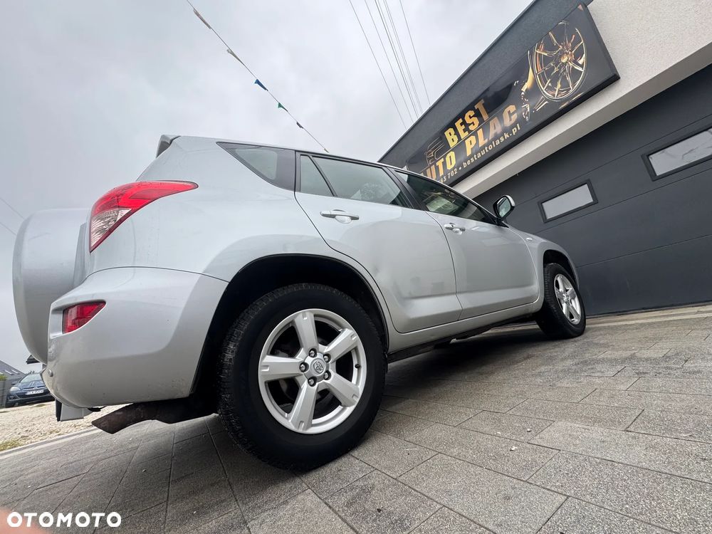 Toyota RAV4 2.0 4x4 Automatik Executive - 29