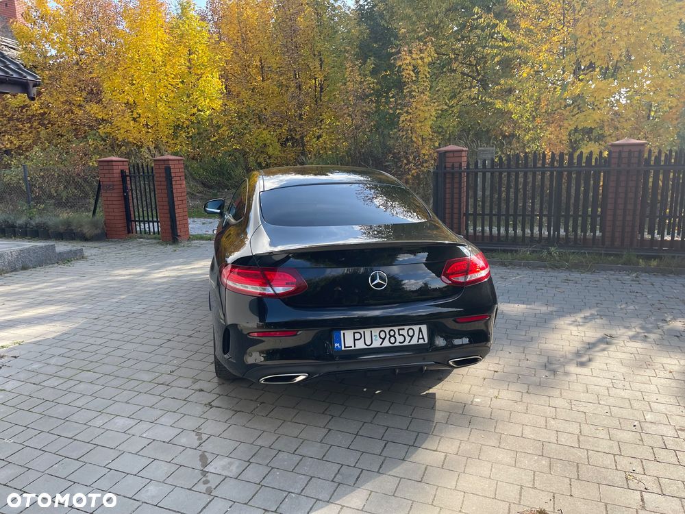 Mercedes-Benz Klasa C 300 7G-TRONIC AMG Line - 6
