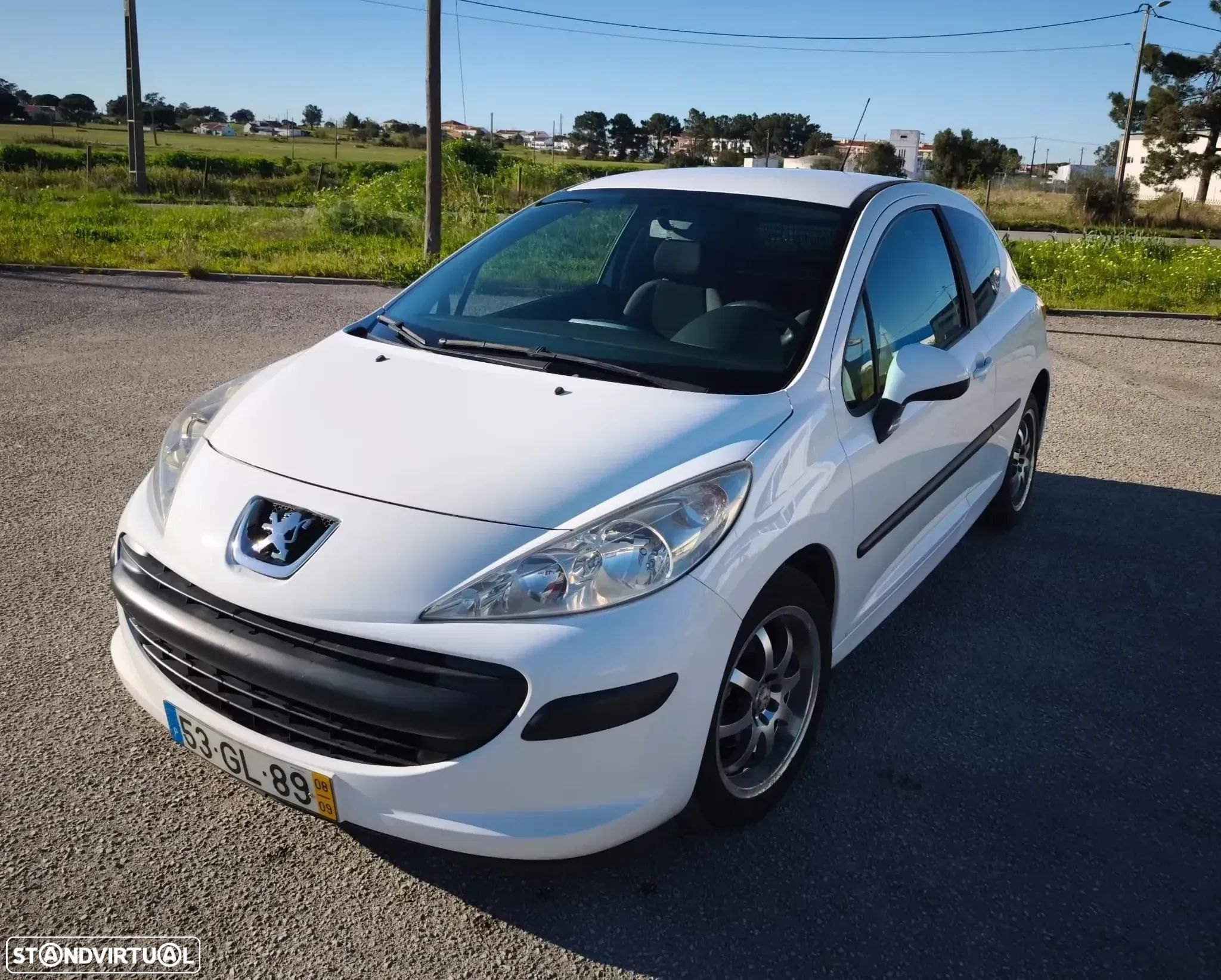 Peugeot 207 1.4 HDi Urban - 1