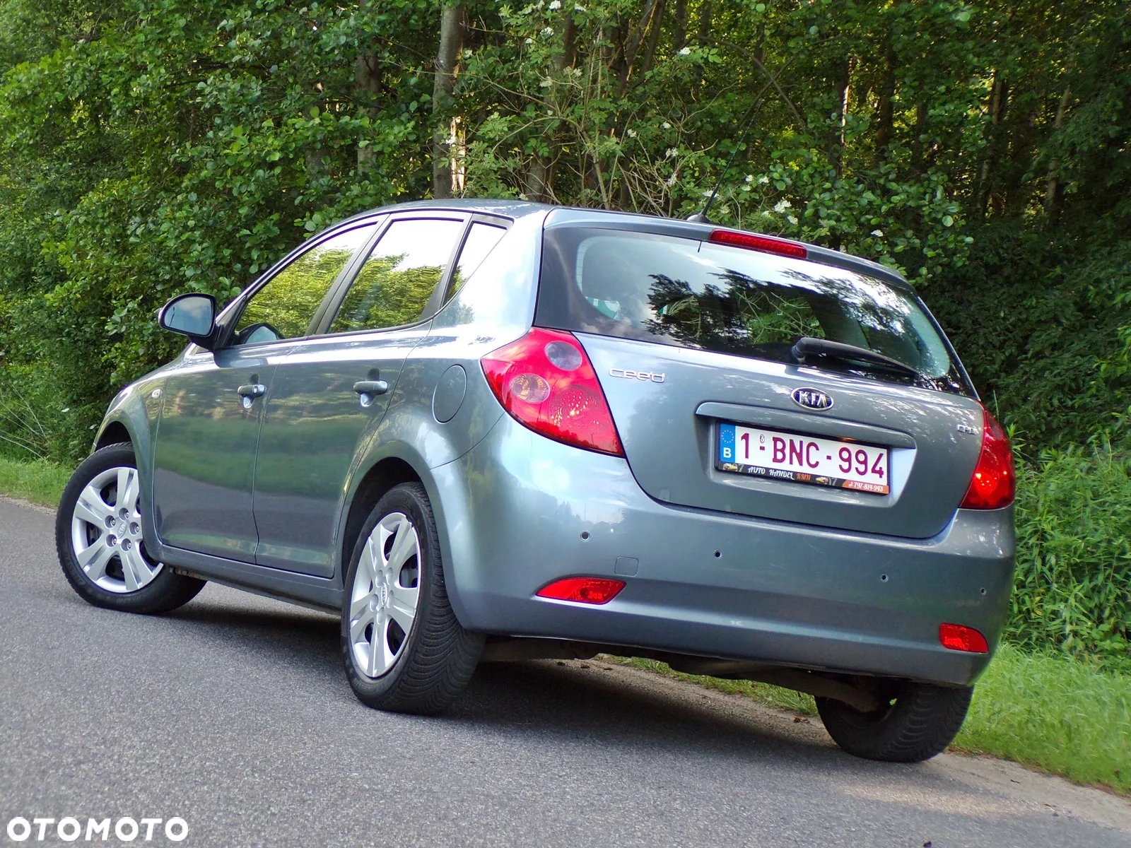Kia Ceed Cee'd 1.6 Crdi Comfort + - 2