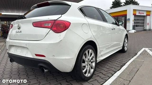 Alfa Romeo Giulietta 2.0 JTDM 16V Turismo - 6