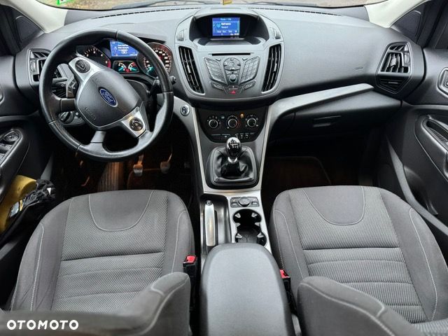 Ford Kuga 2.0 TDCi 4x4 Trend - 30