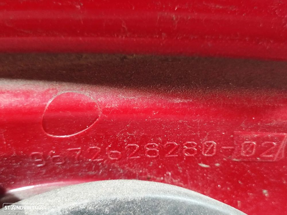 Farolim Farolins traseiros Esquerdo Direito Peugeot 208 Fase 1 - 8