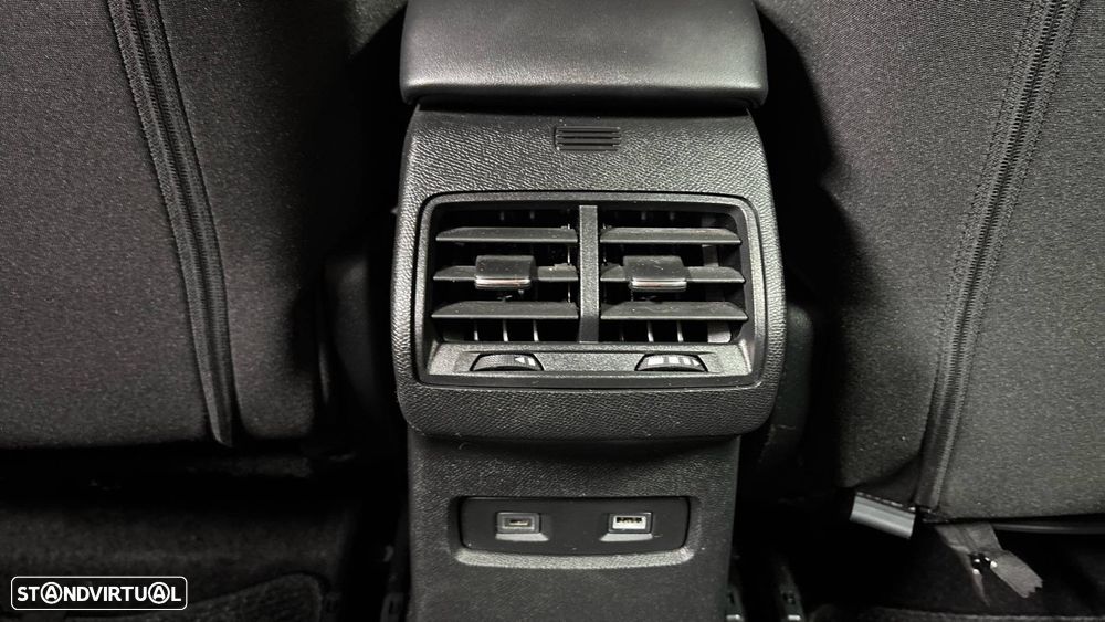 Citroën e-C4 50 kWh E-Series Collection - 9