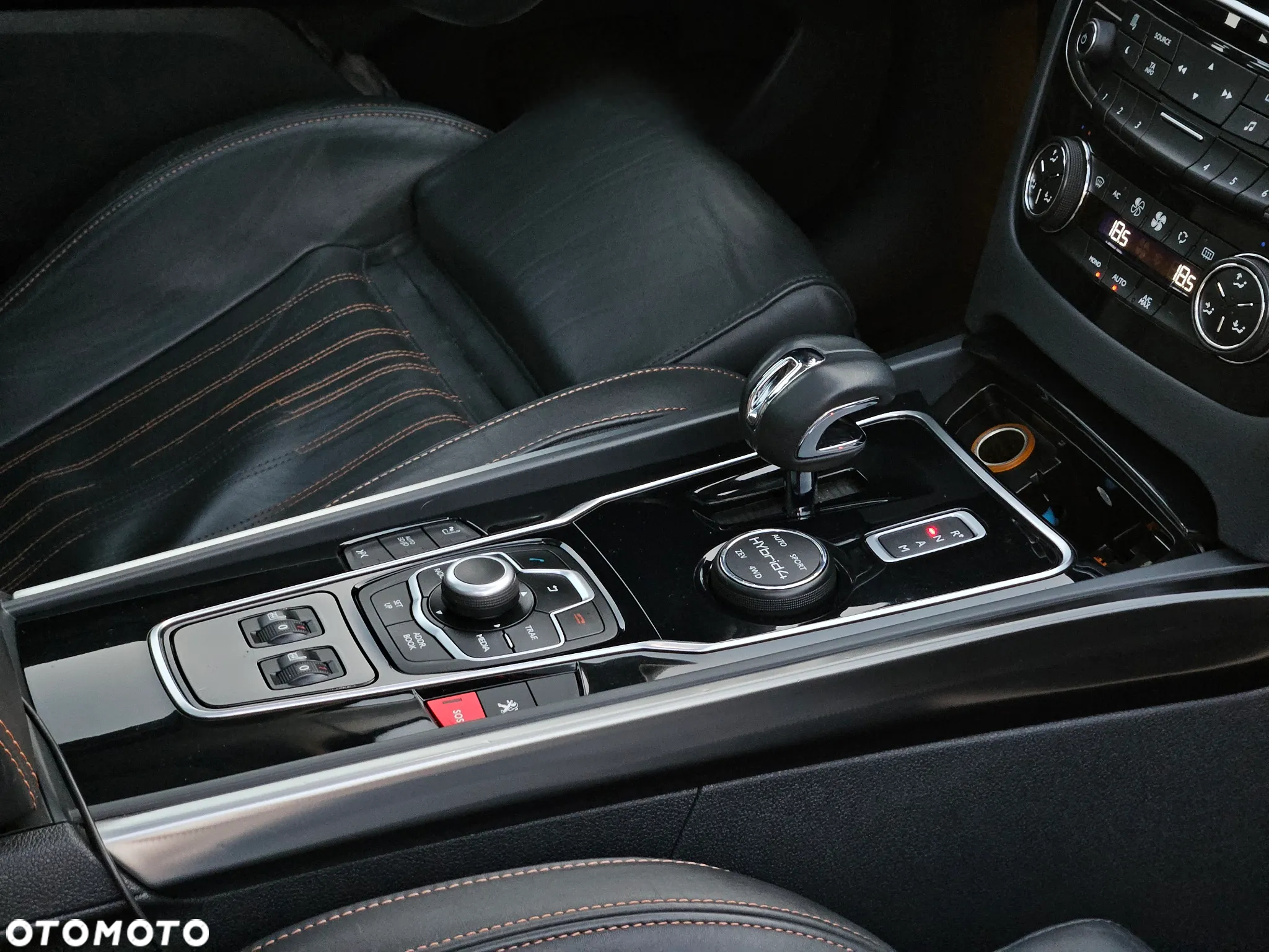 Peugeot 508 RXH 2.0 HDi HYbrid4 - 15