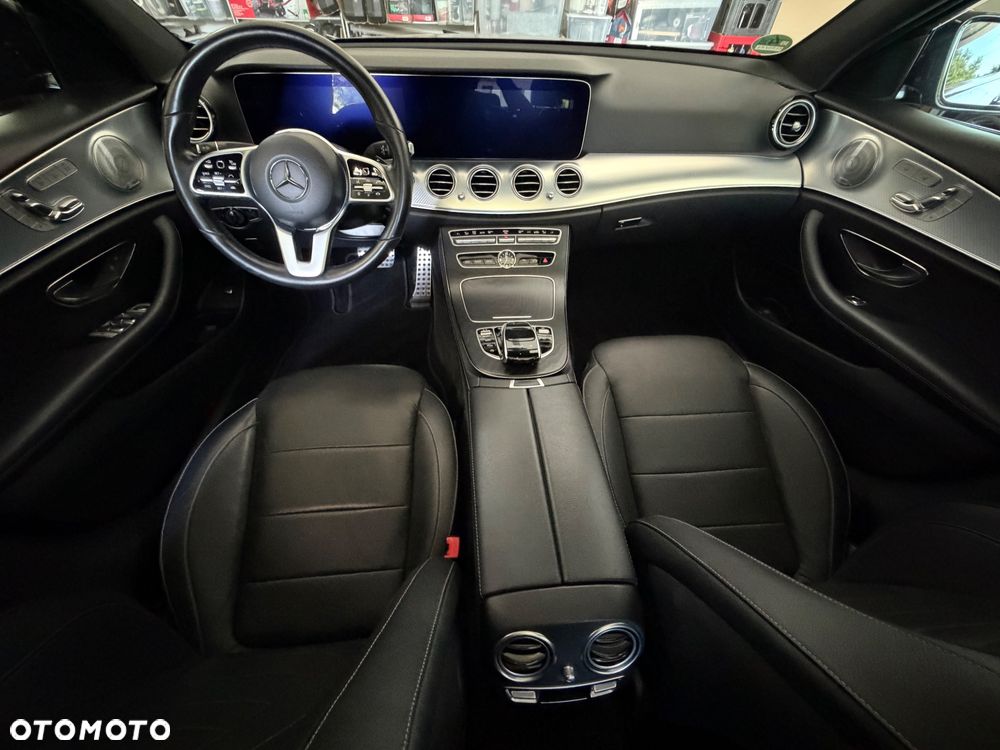 Mercedes-Benz Klasa E 300 d 9G-TRONIC - 17