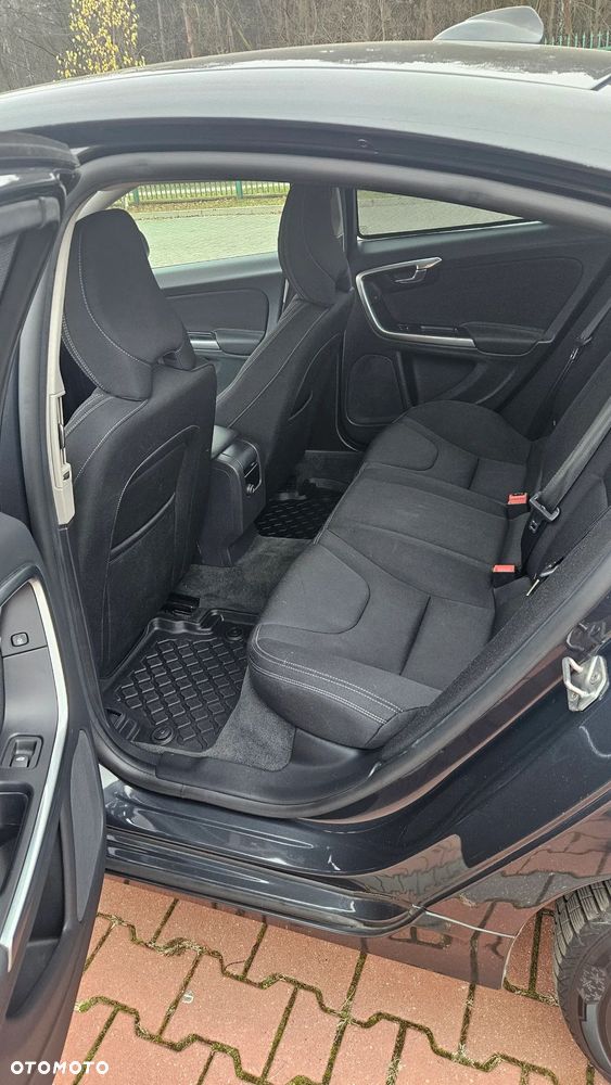 Volvo S60 DRIVe Kinetic - 8