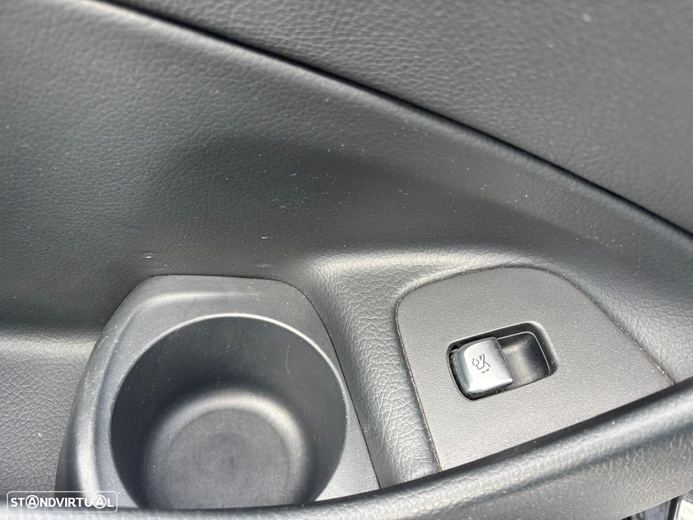 Mercedes-Benz E 220 d Avantgarde+ - 23