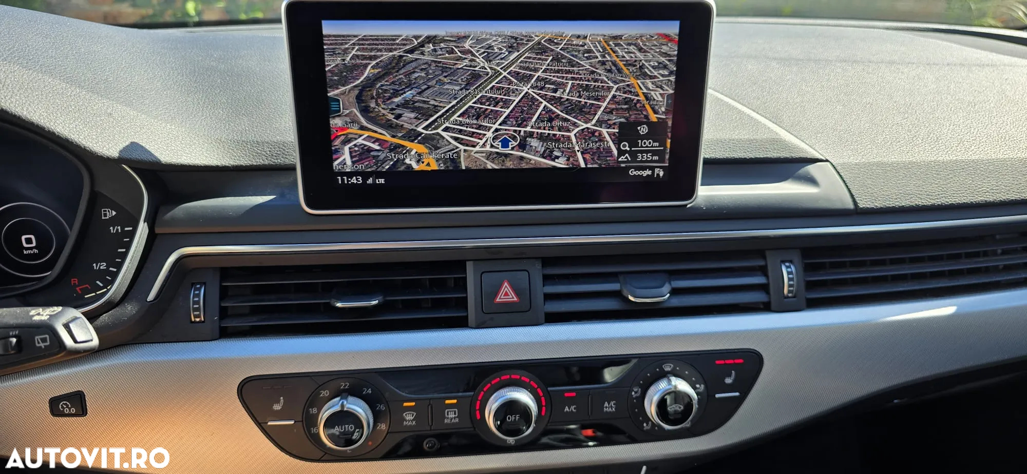 Audi A4 Avant 2.0 TDI S tronic - 14