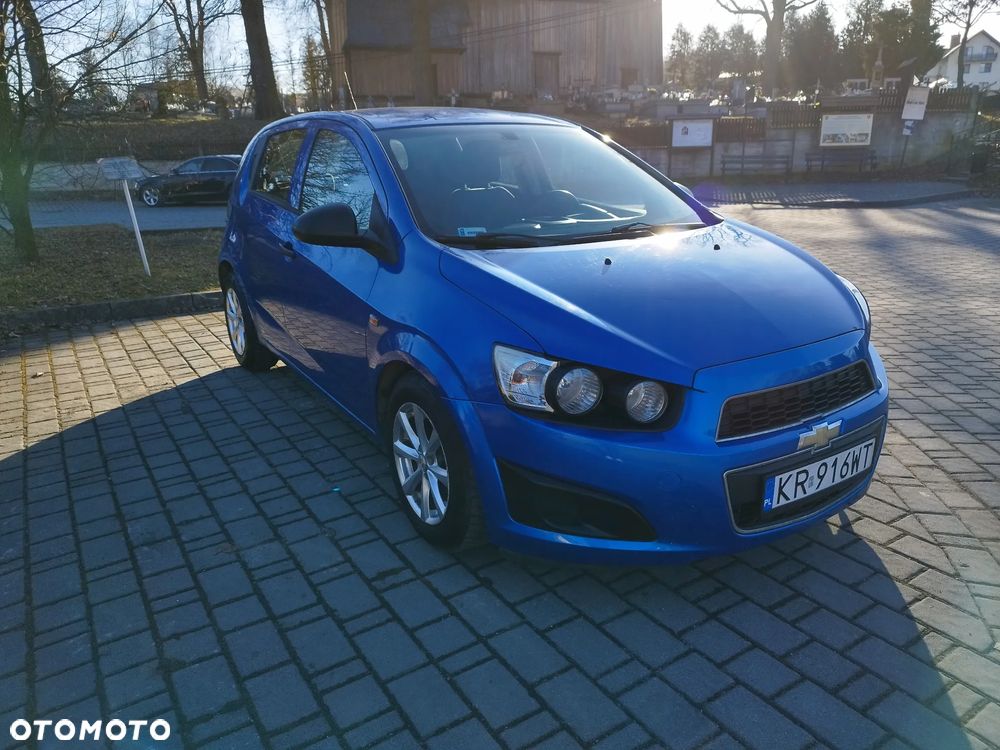 Chevrolet Aveo - 2