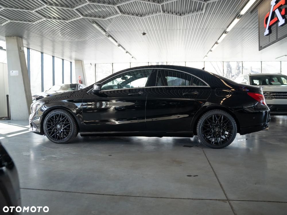 Mercedes-Benz CLA 250 Sport 7G-DCT - 8