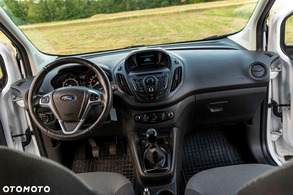 Ford Tourneo Courier 1.0 EcoBoost Trend - 35
